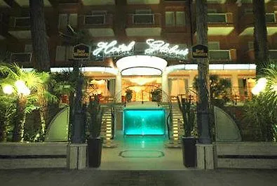 Szálloda Ascot 4*