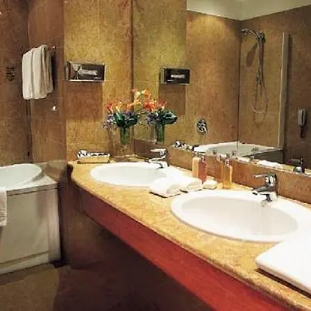 Ascot Otel 4*
