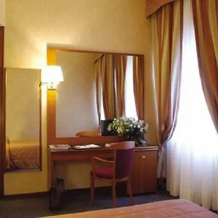 Otel Ascot 4*