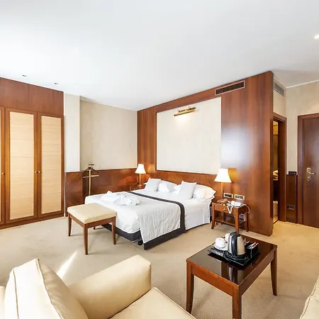 Otel Ascot Milano