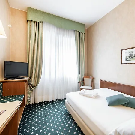Ascot 4* Milano