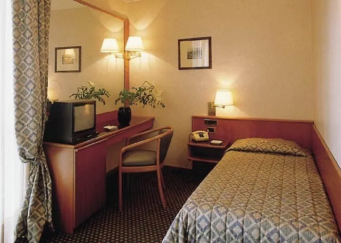 Ascot Hotel Mediolan