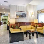 Ascot Hotel