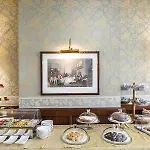 Ascot Hotel 4*