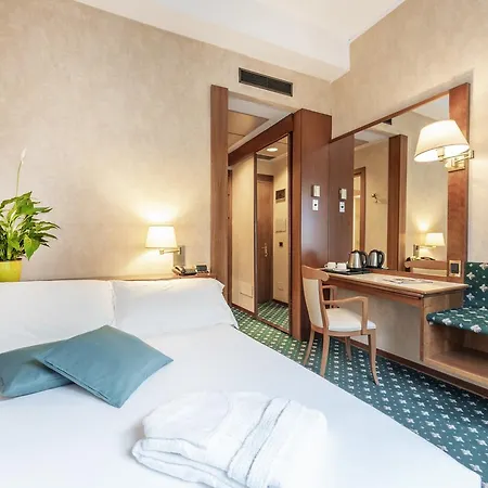 Ascot 4* Milan
